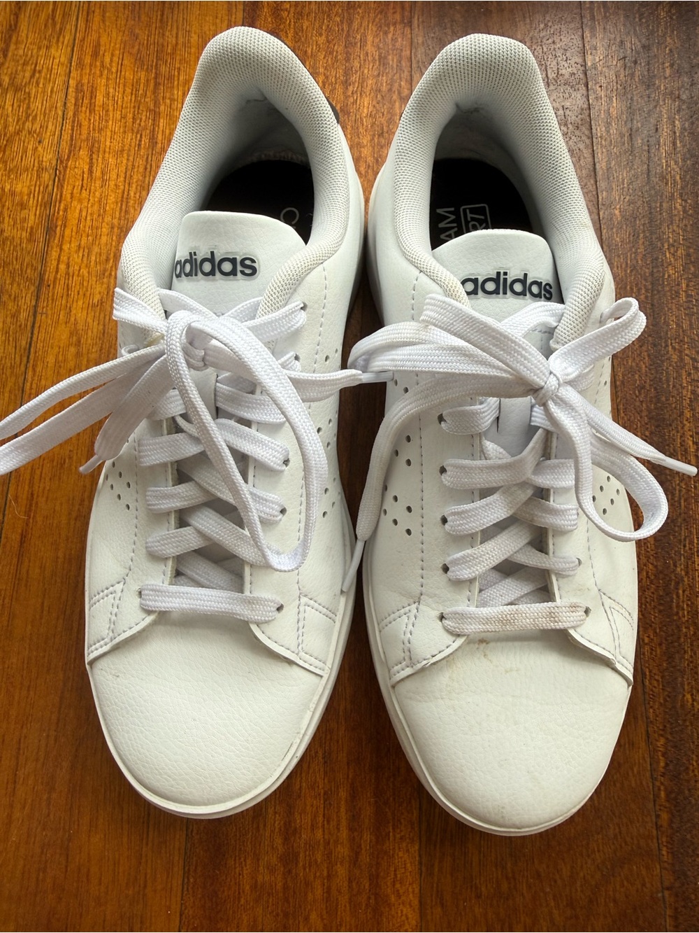 Adidas White Leather Court Sneakers Size 5 Youth / Women’s 6.5